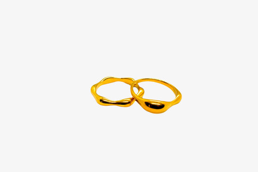 2 STACKABLE GOLD RINGS