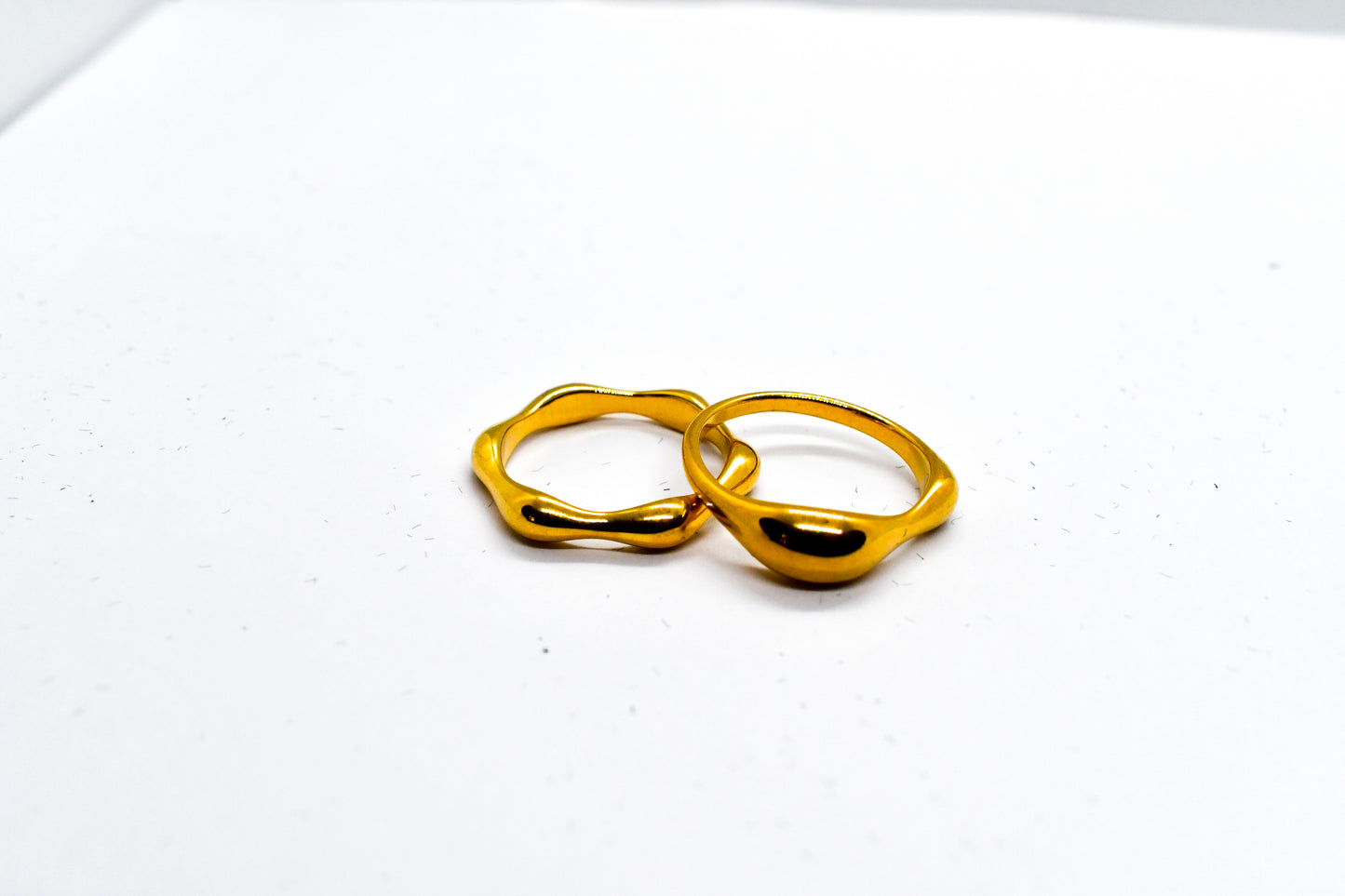 2 STACKABLE GOLD RINGS