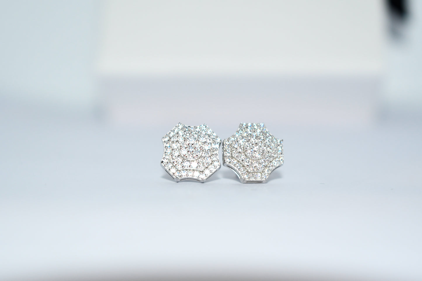 GEOMETRIC STUD EARRINGS