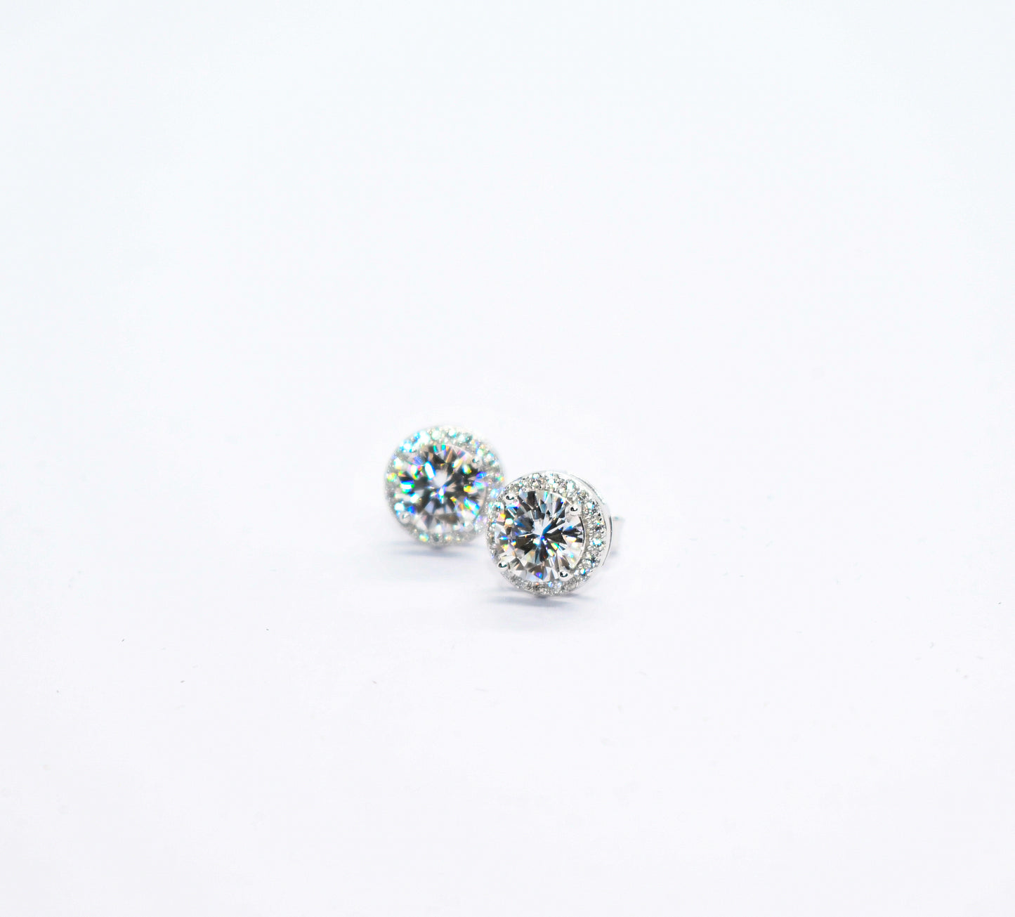 VVS SOLITAIRE STUD EARRINGS