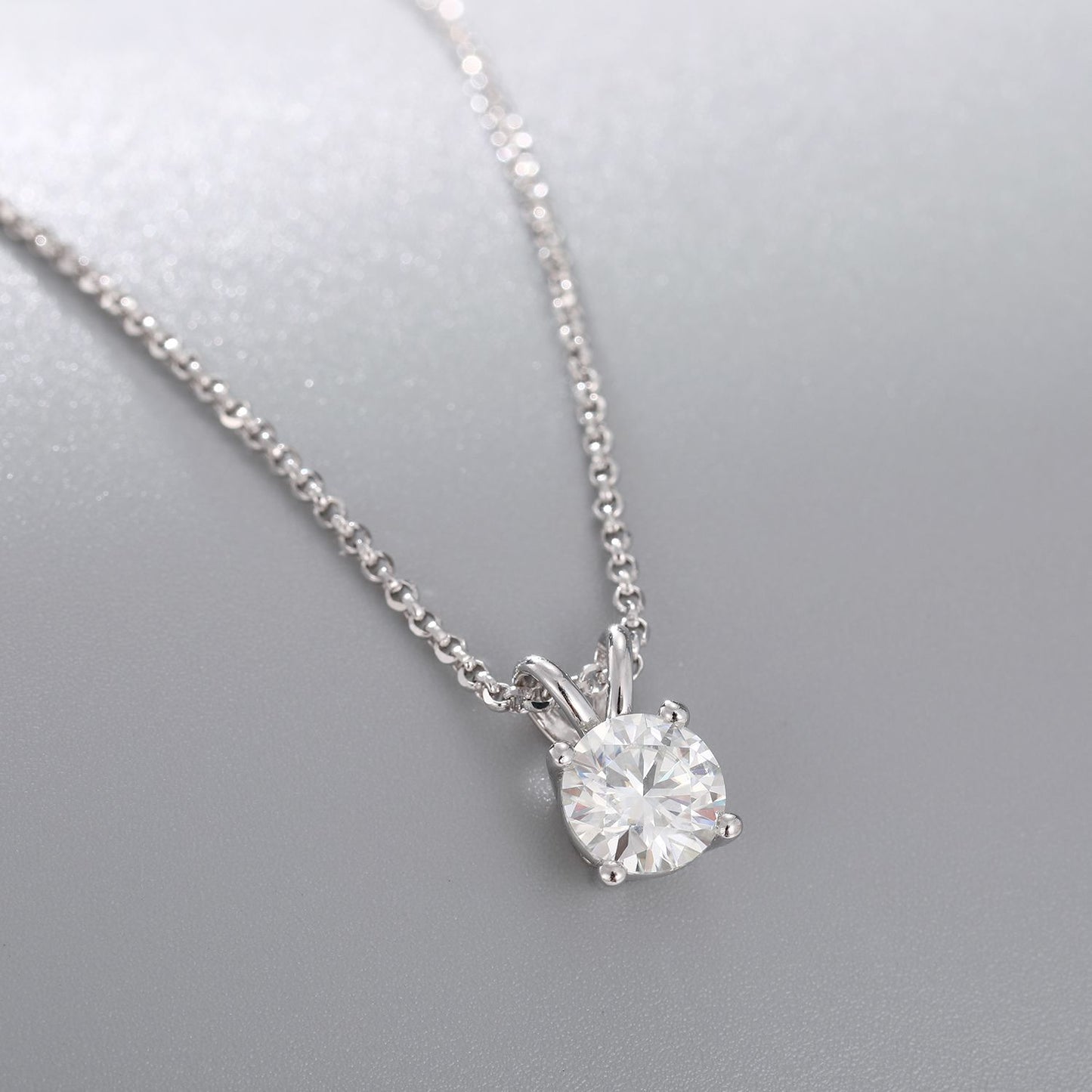 VVS DIAMOND SOLITAIRE PENDANT NECKLACE IN 925 STERLING SILVER